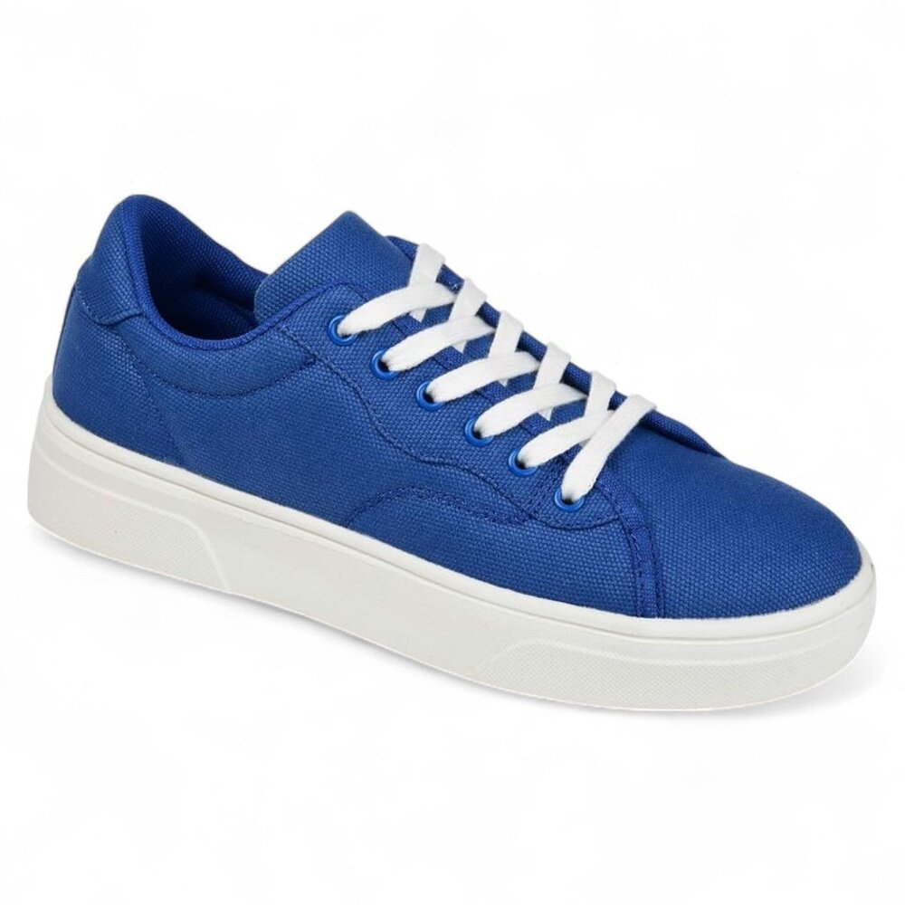 Journee Collection Sneaker